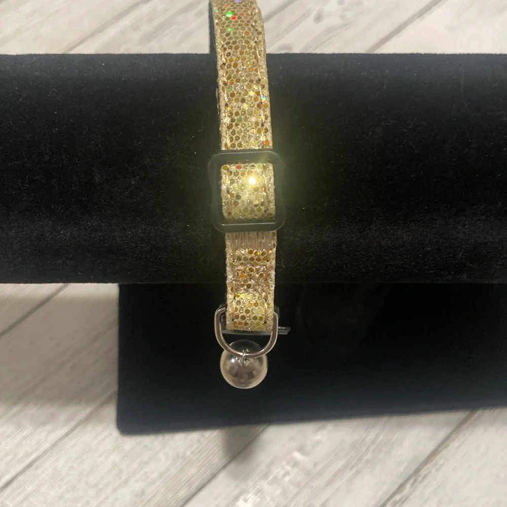 Cat Collar / Adjustable Golden Glitter w/ Bell NWOT